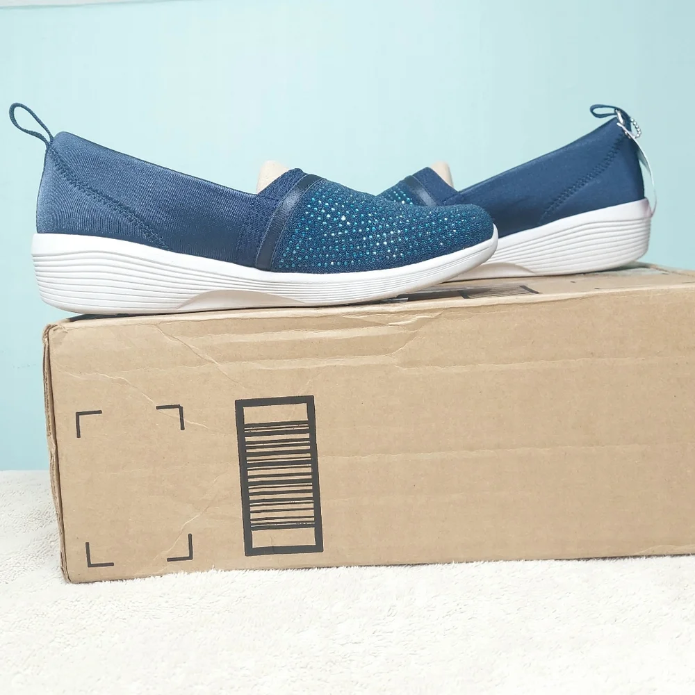 Skechers On The Go Navy Slip-On Memory Foam Women's Walking Shoe Size 5.5 NWT - Picture 4 of 10